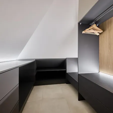 Rooftop Vista Maisonette & Relaxing Bath By Interhome
