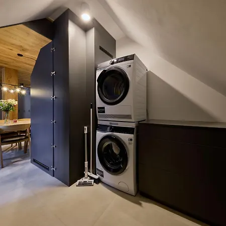 Rooftop Vista Maisonette & Relaxing Bath By Interhome Apartment