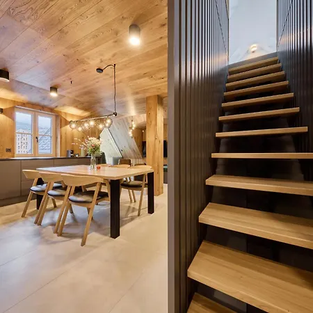 Rooftop Vista Maisonette & Relaxing Bath By Interhome