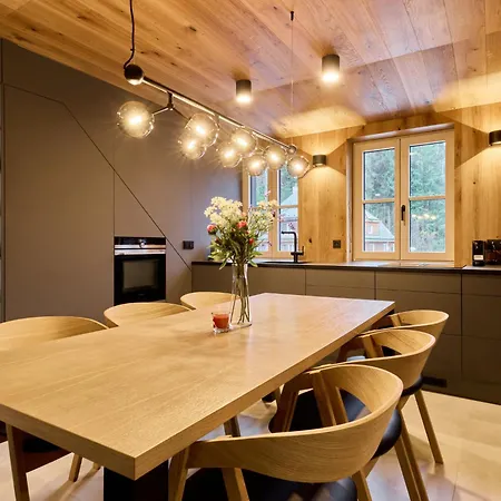 Rooftop Vista Maisonette & Relaxing Bath By Interhome Apartment
