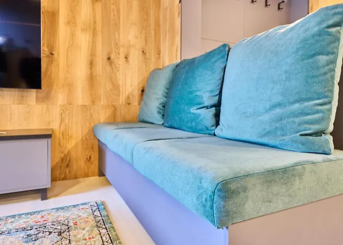 Rooftop Vista Maisonette & Relaxing Bath By Interhome